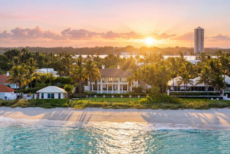 7 bedroom Single Family Residence at 1285 N Ocean Boulevard, Bello Lido Resub, Palm Beach — photo 4