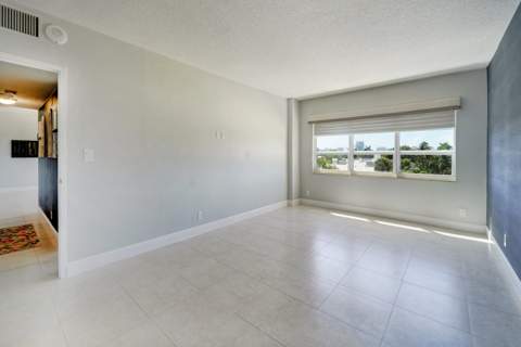 2500 E Las Olas Boulevard #403, Fort Lauderdale FL - photo 15 of 33