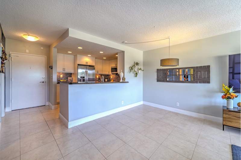 2 bedroom Condominium at 2500 E Las Olas Boulevard #403, Marine Tower Condo, Fort Lauderdale — photo 5