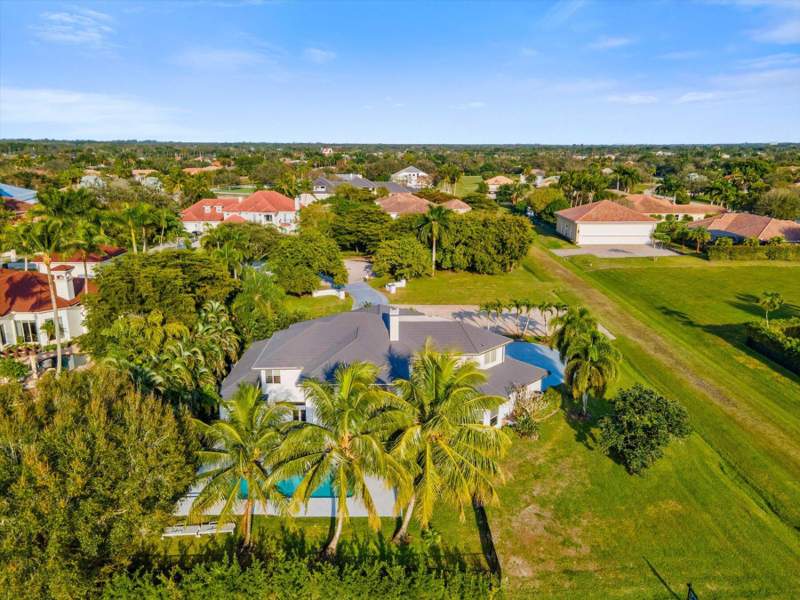 5 bedroom Single Family Residence at 2135 Windsock Way, Wellington Aero Club Of The Landings At Wellington, Wellington — photo 5