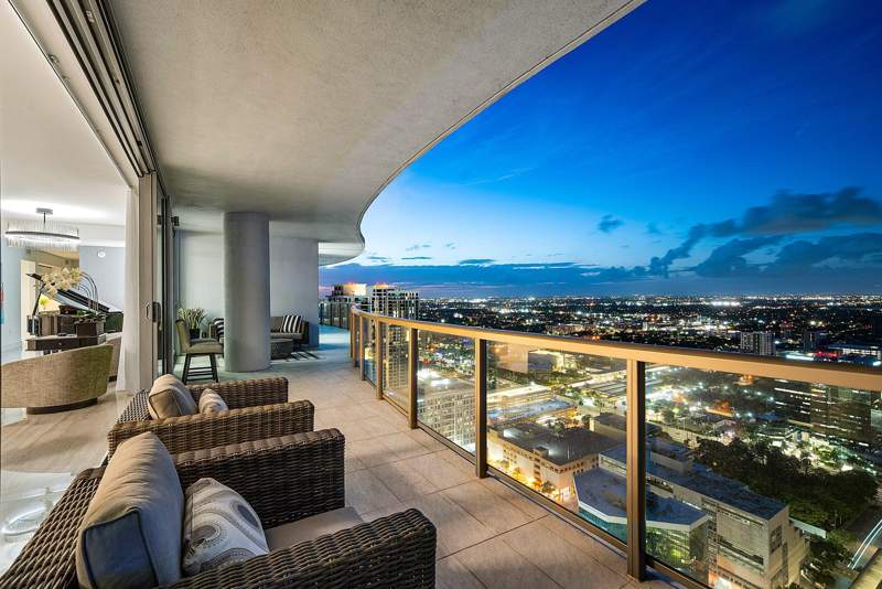 4 bedroom Condominium at 100 E Las Olas Boulevard #4301, 100 Las Olas Condo, Fort Lauderdale — photo 2