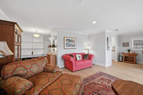 324 Orange Tree Drive #4, Atlantis FL - photo 10 of 39