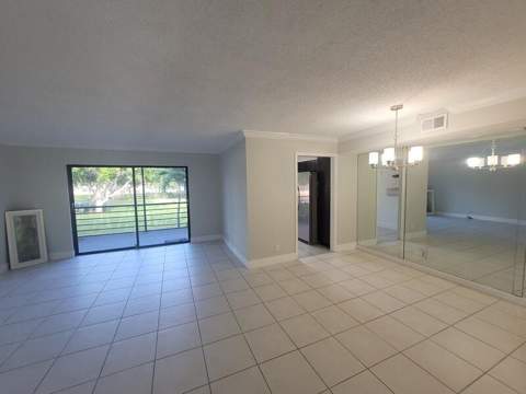 5917 Via Vermilya #206, Lake Worth FL - photo 16 of 77
