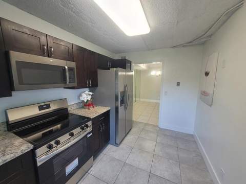5917 Via Vermilya #206, Lake Worth FL - photo 24 of 77