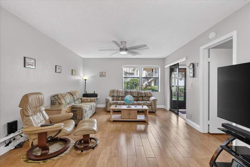 2 bedroom Condominium at 7633 Tahiti Lane #101, Lucerne Pointe One,Two,Three Four,Seven,Eight,Nine, Lake Worth — photo 4