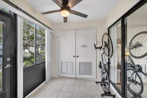 7633 Tahiti Lane #101, Lake Worth FL - photo 21 of 26