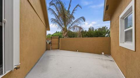 2301 SW Barber Lane, Port St. Lucie FL - photo 6 of 28