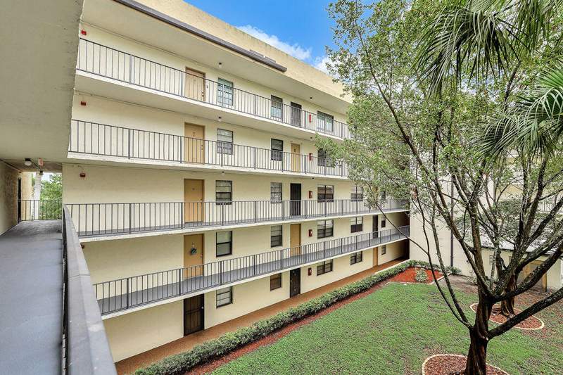 2 bedroom Condominium at 6190 Woodlands Boulevard #311, Gate Three Condo, Tamarac — photo 3