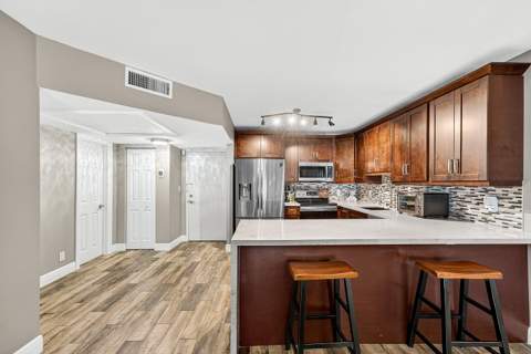 101 E Mcnab Road #304, Pompano Beach FL - photo 13 of 30