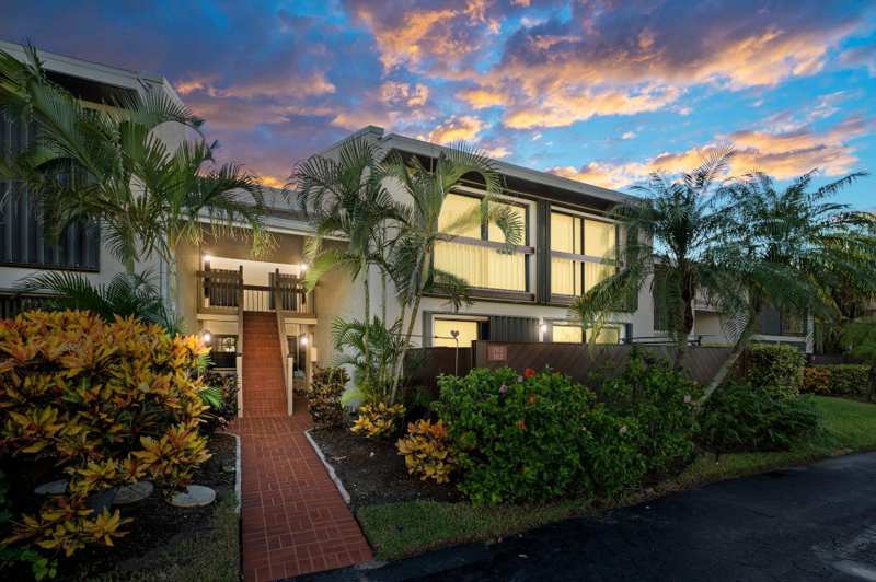 2 bedroom Condominium at 3225 S Lakeview Circle #22-202, The Sands Section 2 Condominium, Fort Pierce — photo 1