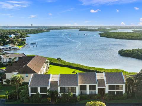 3225 S Lakeview Circle #22-202, Fort Pierce FL - photo 9 of 41