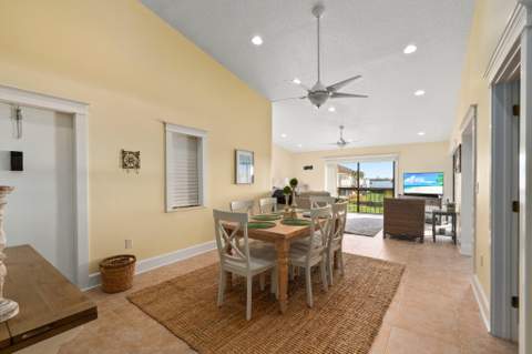 3225 S Lakeview Circle #22-202, Fort Pierce FL - photo 15 of 41