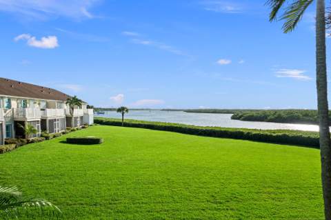 3225 S Lakeview Circle #22-202, Fort Pierce FL - photo 24 of 41