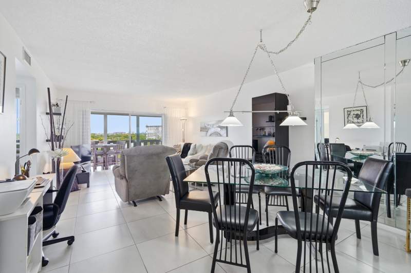 1 bedroom Condominium at 4330 Hillcrest Drive #804, Hillcrest East No 23 Condo, Hollywood — photo 3