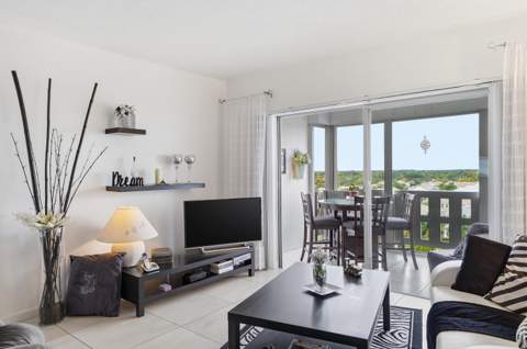 4330 Hillcrest Drive #804, Hollywood FL - photo 13 of 47