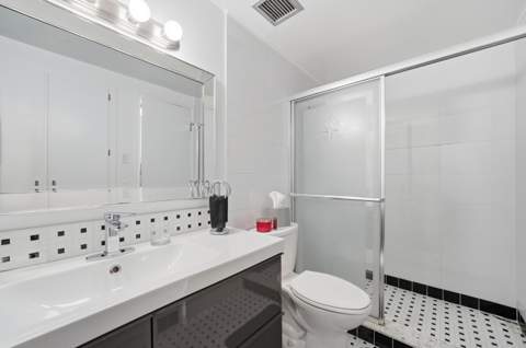 4330 Hillcrest Drive #804, Hollywood FL - photo 24 of 47