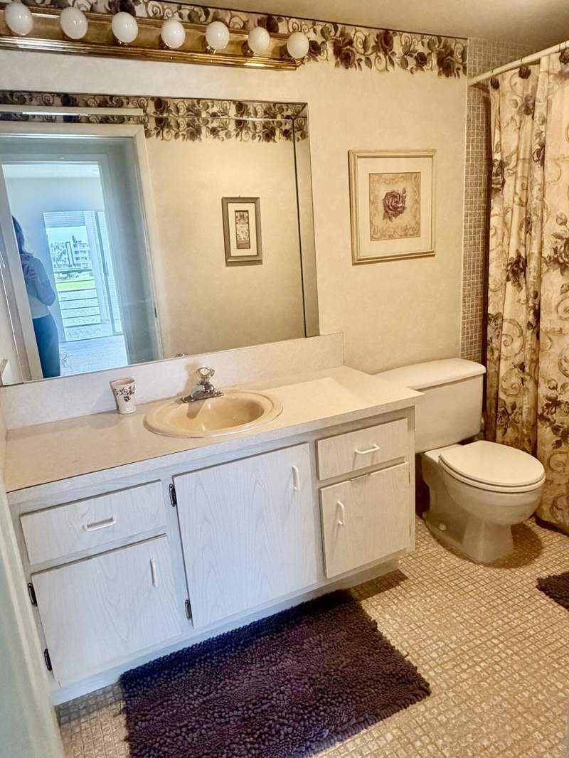 2 bedroom Condominium at 3035 Rexford, Rexford At Century Village Condo, Boca Raton — photo 5