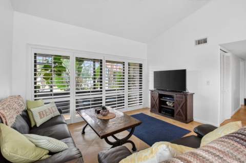 10 Vía De Casas Sur #101, Boynton Beach FL - photo 15 of 47