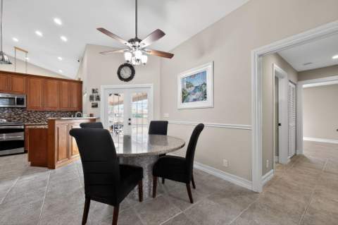 12301 Cabot Court, Boca Raton FL - photo 8 of 30