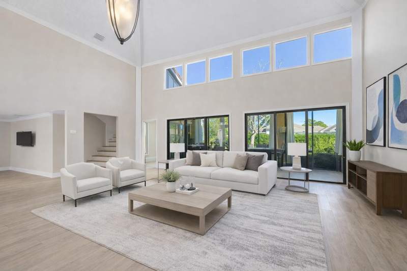 3 bedroom Single Family Residence at 3000 Conifer Drive, Hole In One Circle, Fort Pierce — photo 5