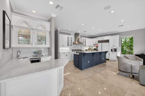 2406 Barcelona Drive, Fort Lauderdale FL - photo 24 of 107