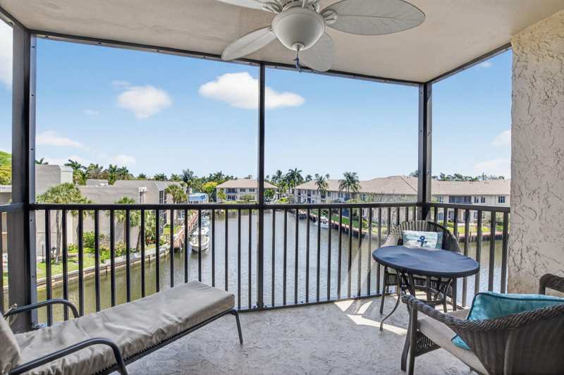 2 bedroom Condominium at 6 Royal Palm Way #409, Boca Bayou, Boca Raton — photo 1