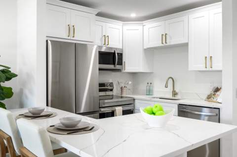 480 Horizons #207, Boynton Beach FL - photo 8 of 36