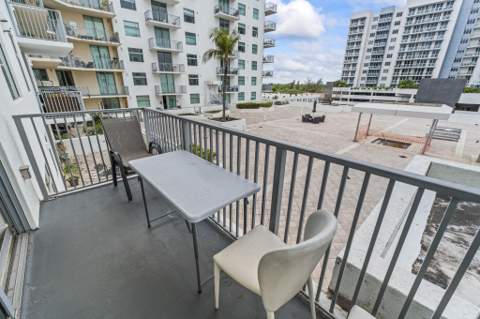 140 S Dixie Highway #512, Hollywood FL - photo 13 of 37