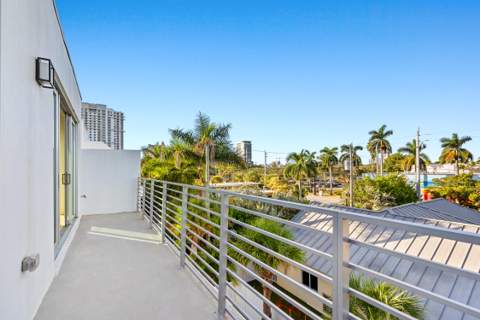 11 SE 11th Avenue, Fort Lauderdale FL - photo 16 of 26