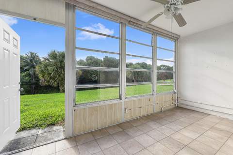 1012 Newport G, Deerfield Beach FL - photo 11 of 14