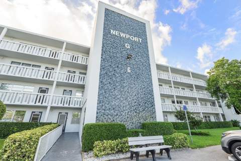 1012 Newport G, Deerfield Beach FL - photo 14 of 14