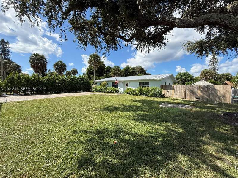 3 bedroom Single Family Residence at 9546 SW Adams Street, J & S PARK ESTATES, Okeechobee — photo 2