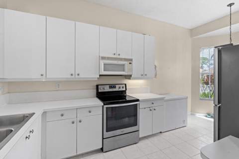 808 SW Munjack Circle, Port St. Lucie FL - photo 6 of 46