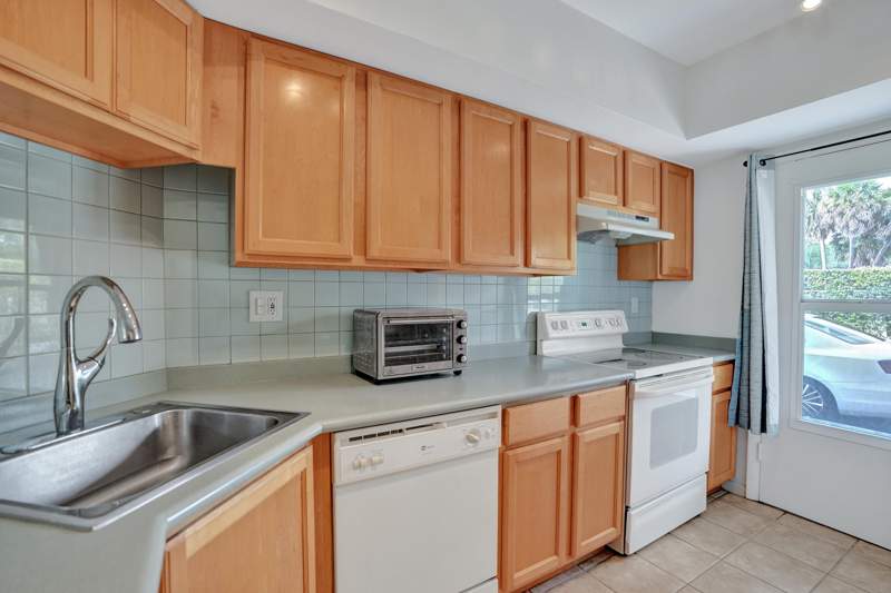 1 bedroom Condominium at 900 SW 12th Street #100, Rio Nuevo A Condo, Fort Lauderdale — photo 5