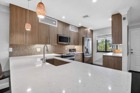 4290 Deste Court #303, Lake Worth FL - photo 14 of 43