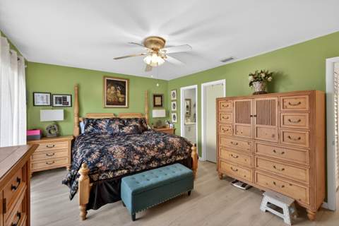 837 NW 47th Street, Deerfield Beach FL - photo 17 of 21