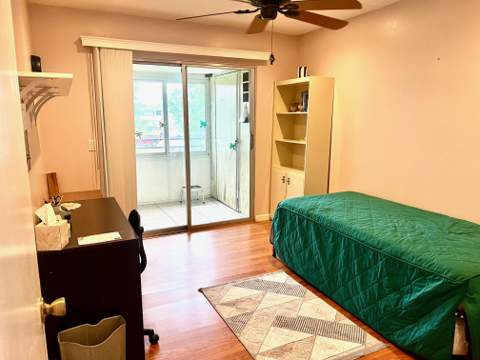 328 Farnham P, Deerfield Beach FL - photo 19 of 40