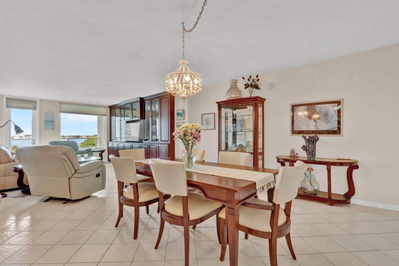 1 bedroom Condominium at 3450 S Ocean Boulevard #327, Patrician Of Palm Beach Condo, Palm Beach — photo 5