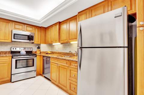 3450 S Ocean Boulevard #327, Palm Beach FL - photo 10 of 35