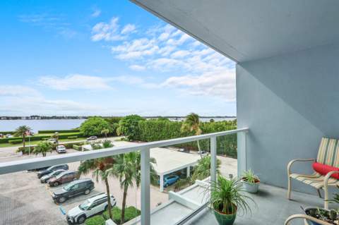 3450 S Ocean Boulevard #327, Palm Beach FL - photo 15 of 35