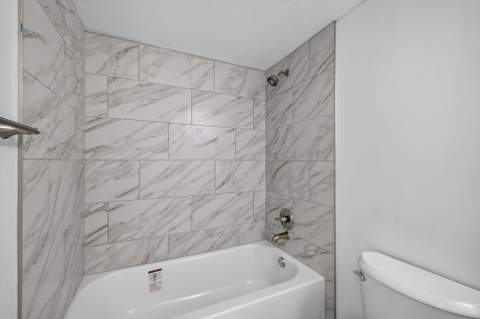 14375 Strathmore Lane #303, Delray Beach FL - photo 16 of 105