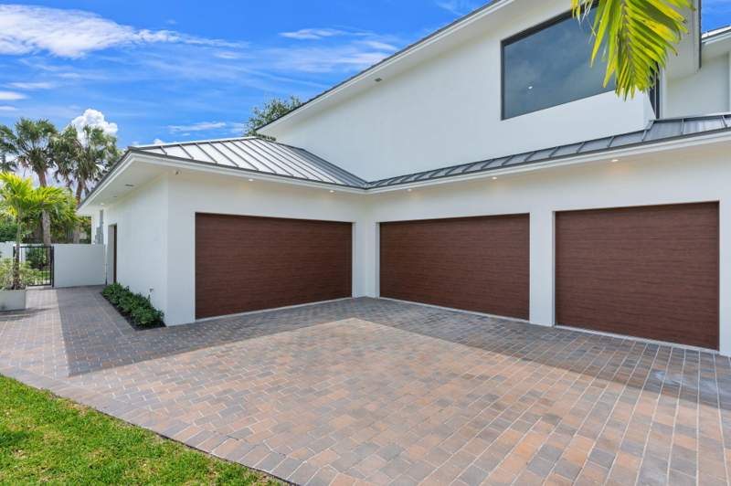 5 bedroom Single Family Residence at 2406 NE 13th Court, Beach Way Heights Unit, Fort Lauderdale — photo 5