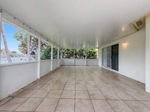 73 Gables Boulevard, Weston FL - photo 9 of 20