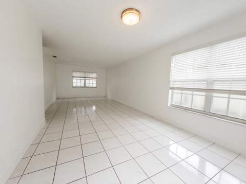 73 Gables Boulevard, Weston FL - photo 11 of 20