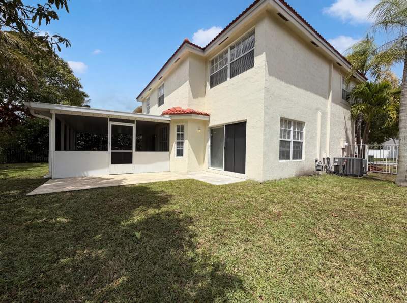 4 bedroom Single Family Residence at 73 Gables Boulevard, Bonaventure 82-43 B, Weston — photo 5