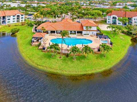 316 Villa Circle, Boynton Beach FL - photo 23 of 41