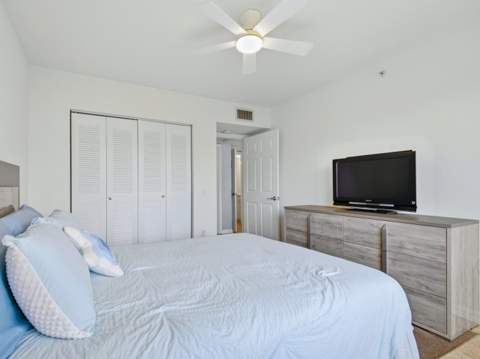 316 Villa Circle, Boynton Beach FL - photo 18 of 41