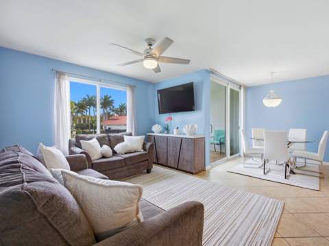 316 Villa Circle, Boynton Beach FL - photo 12 of 41