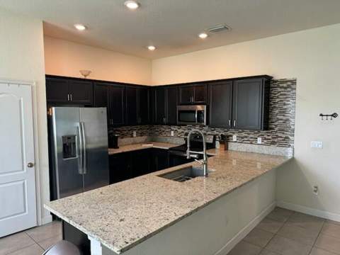 7401 NW Farnsworth Circle, Port St. Lucie FL - photo 7 of 30