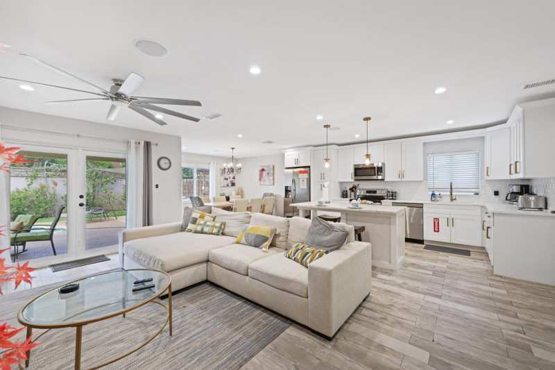 3 bedroom Single Family Residence at 513 Curlew Road, Tropic Palms 1, Delray Beach — photo 1